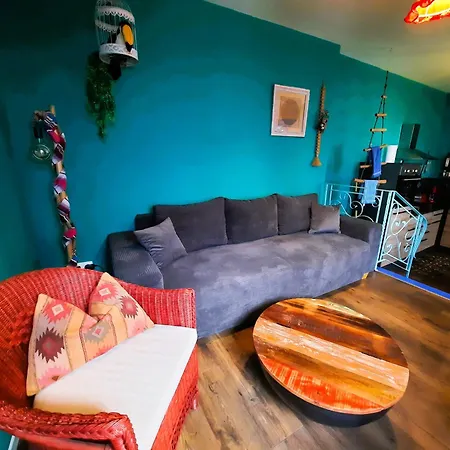 Apartamento Im Mexiko-stil Niederneisen